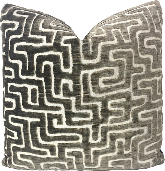 Fabricut Ebb & Flo in Earth Pillow